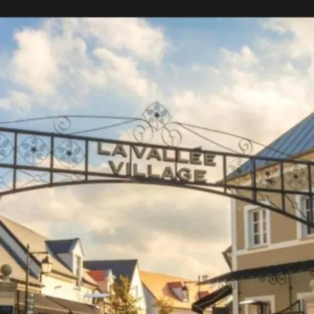 5min Gare Rer Disneyland Paris Val D'europe La Vallee Village Parking Inclus * Montévrain